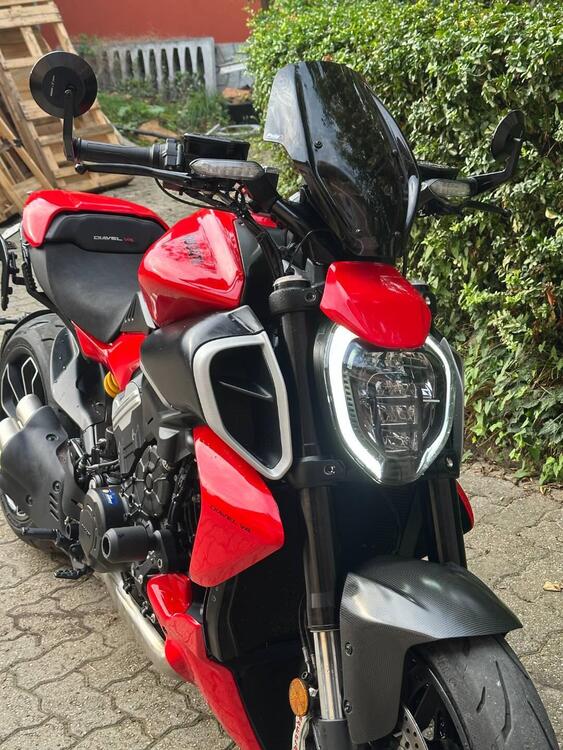 Ducati Diavel V4 (2023 - 25) (2)