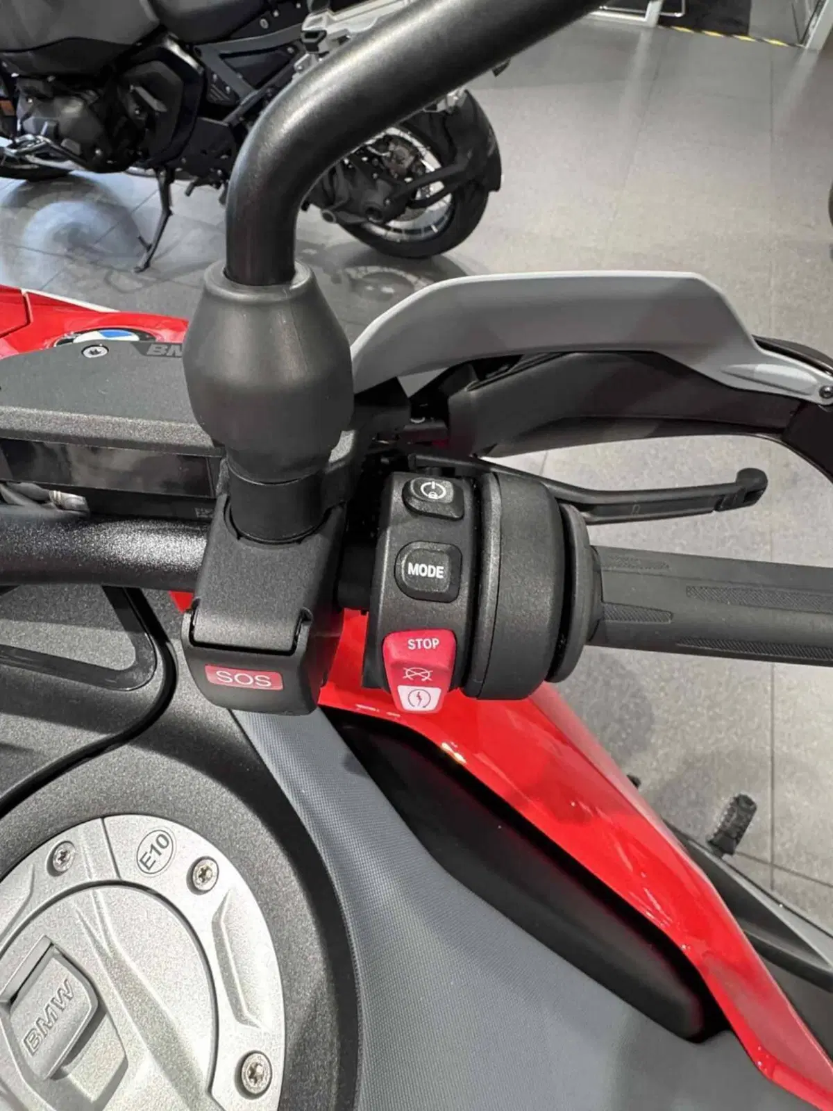 Bmw R 1300 GS (2023 - 26) (4)