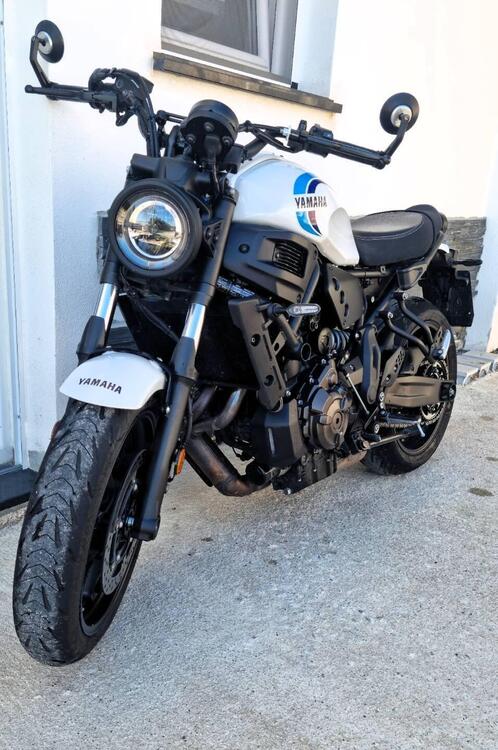 Yamaha XSR 700 (2022 - 25)