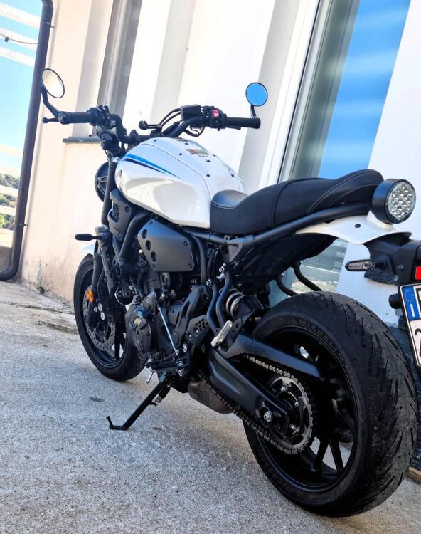 Yamaha XSR 700 (2022 - 25) (2)
