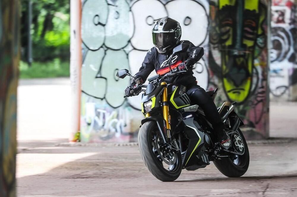 FB Mondial Piega 452 (2024) (2)