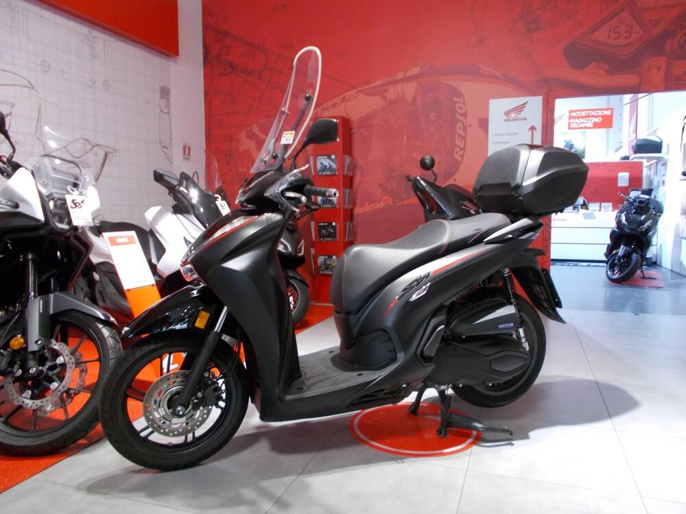 Honda SH 350 Sport (2021 - 24) (2)