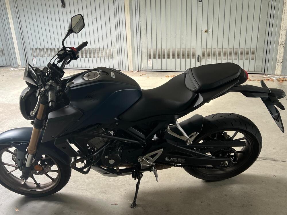 Honda CB 125 R (2024 - 25) (2)