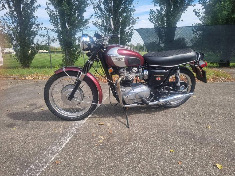 Triumph Bonneville 