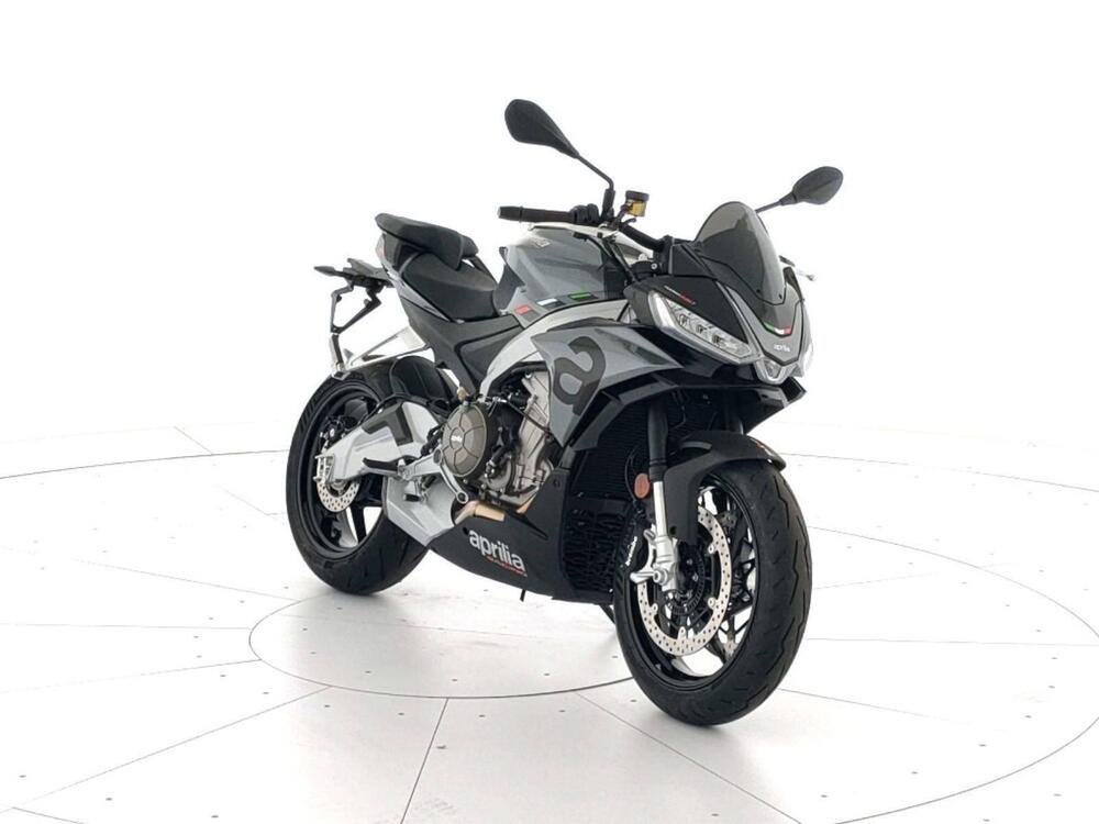 Aprilia Tuono 660 (2021 - 25) (2)
