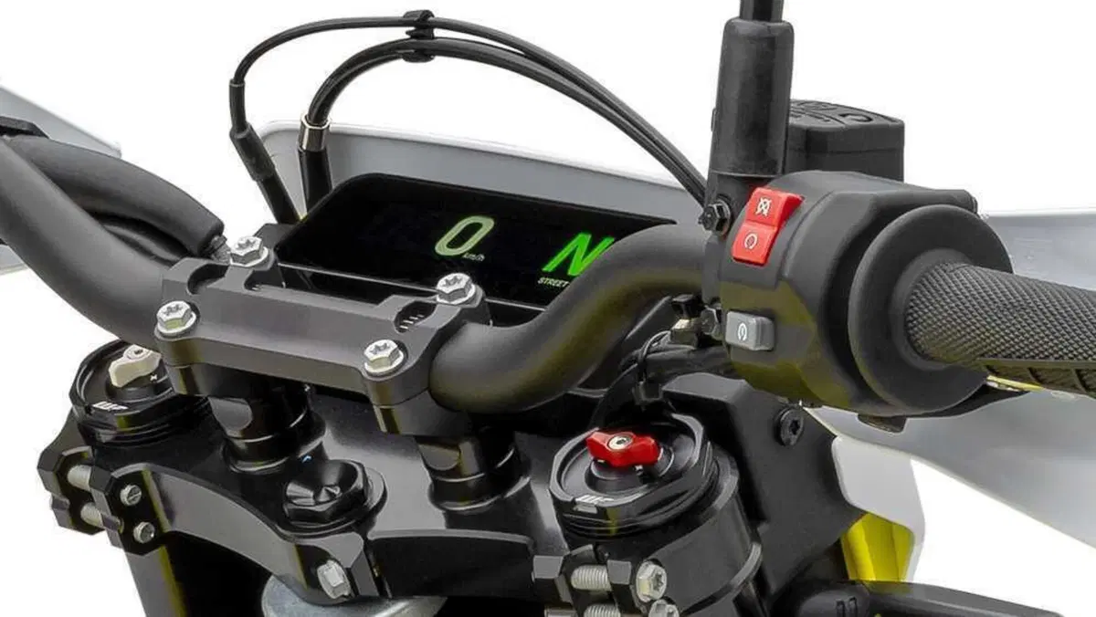 Husqvarna 701 Supermoto 701 Supermoto (2026) (10)