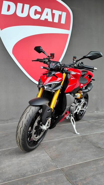 Ducati Streetfighter V2 S (2025) (2)