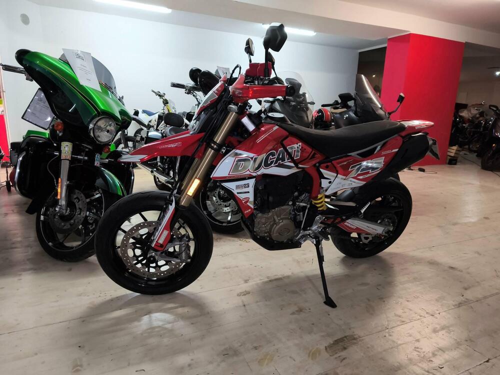 Ducati Hypermotard 698 Mono (2024 - 25) (2)