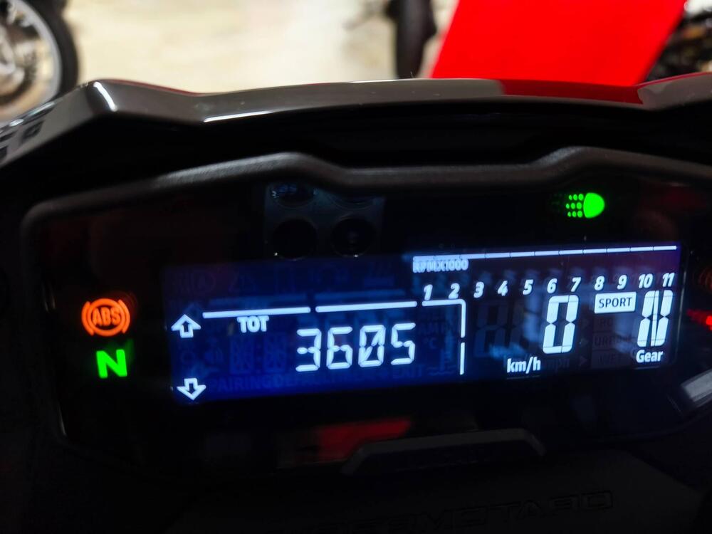 Ducati Hypermotard 698 Mono (2024 - 25) (5)