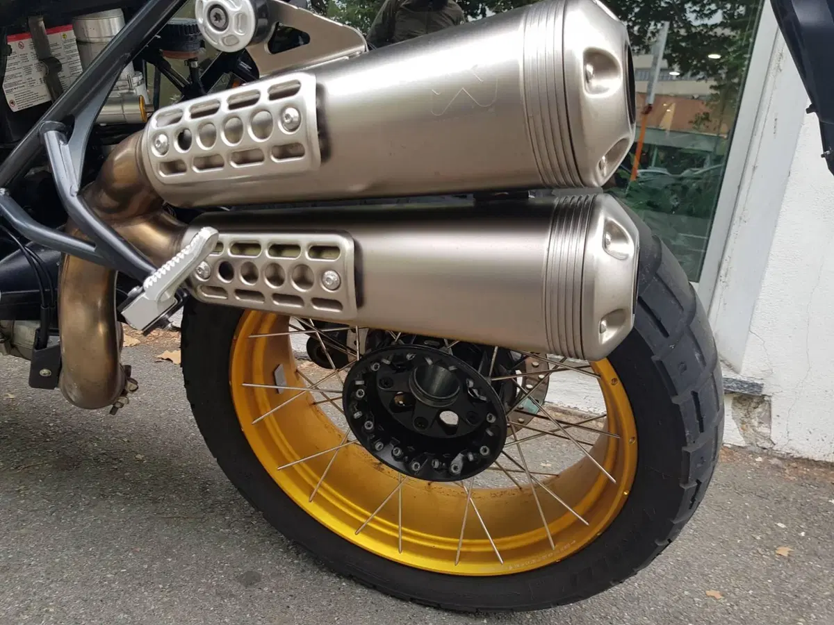 Bmw R nineT Urban GS 1200 - Edition 40 Years GS (2021) (12)