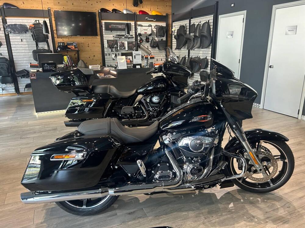 Harley-Davidson Street Glide (2024 - 25)