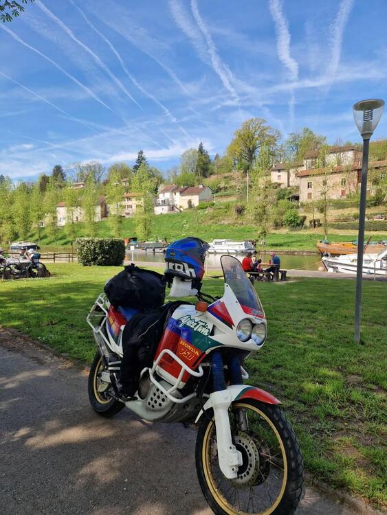 Honda Africa Twin RD04 XRV 750