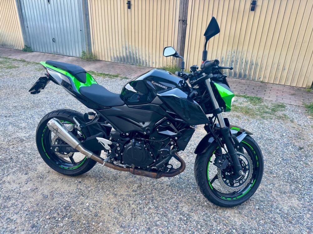 Kawasaki Z 400 (2023)