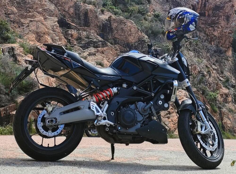 Aprilia Shiver 750 ABS (2010 - 17) (2)