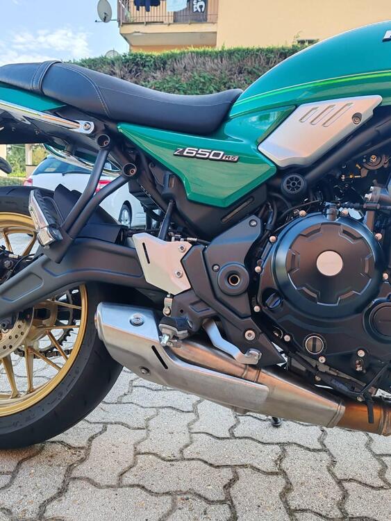 Kawasaki Z 650 RS (2022 - 24) (4)