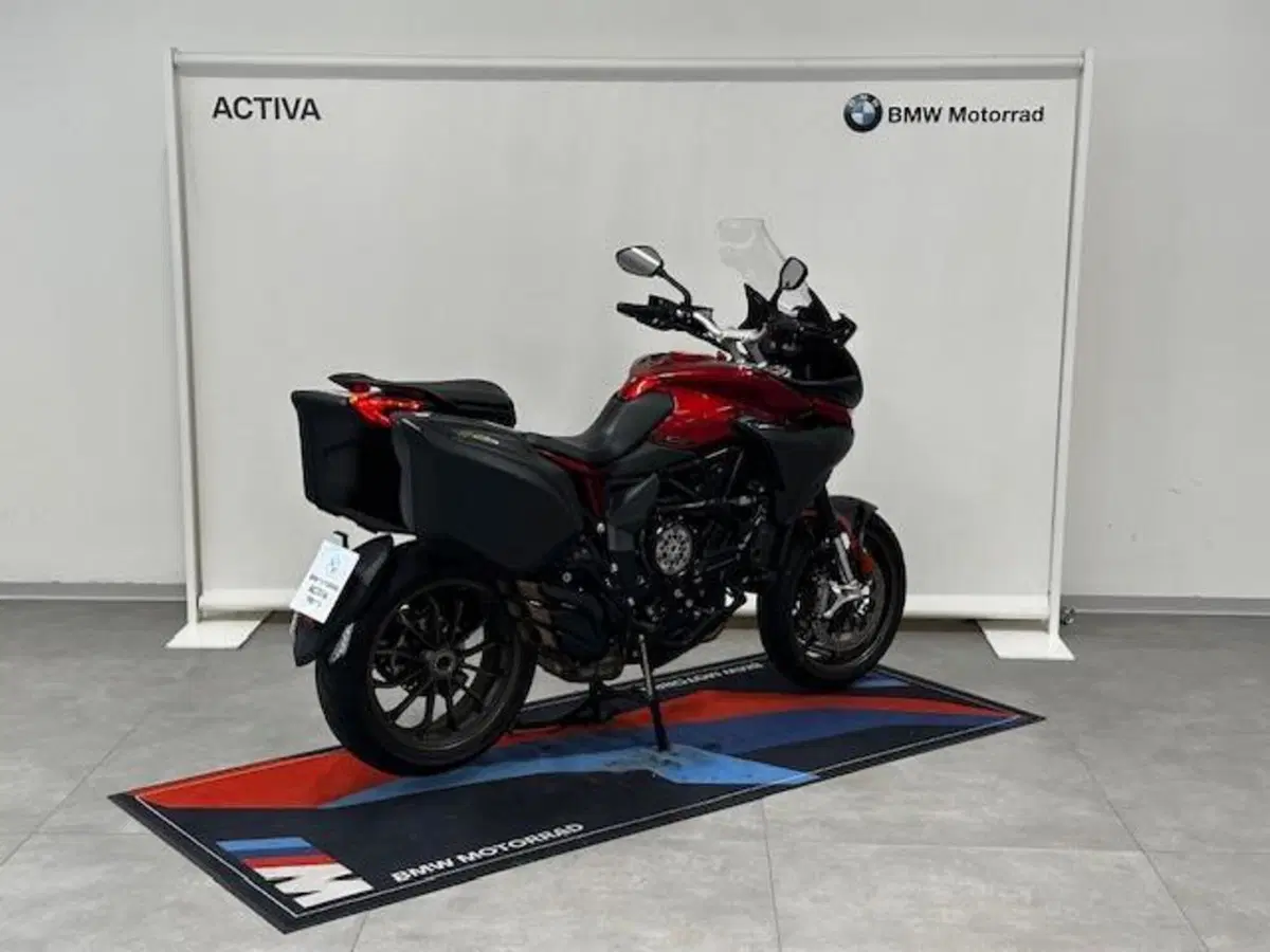 MV Agusta Turismo Veloce 800 Lusso (2021 - 23) (6)