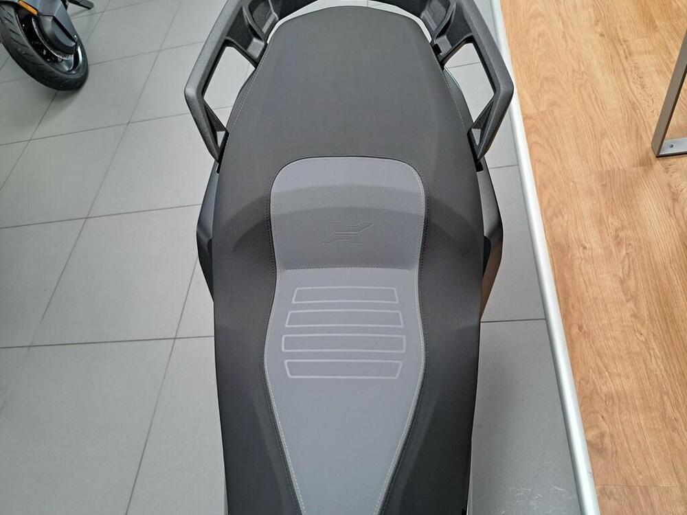 Bmw C 400 X (2025) (4)