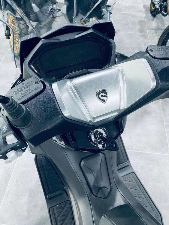 Cyclone RT1 (2025) (3)