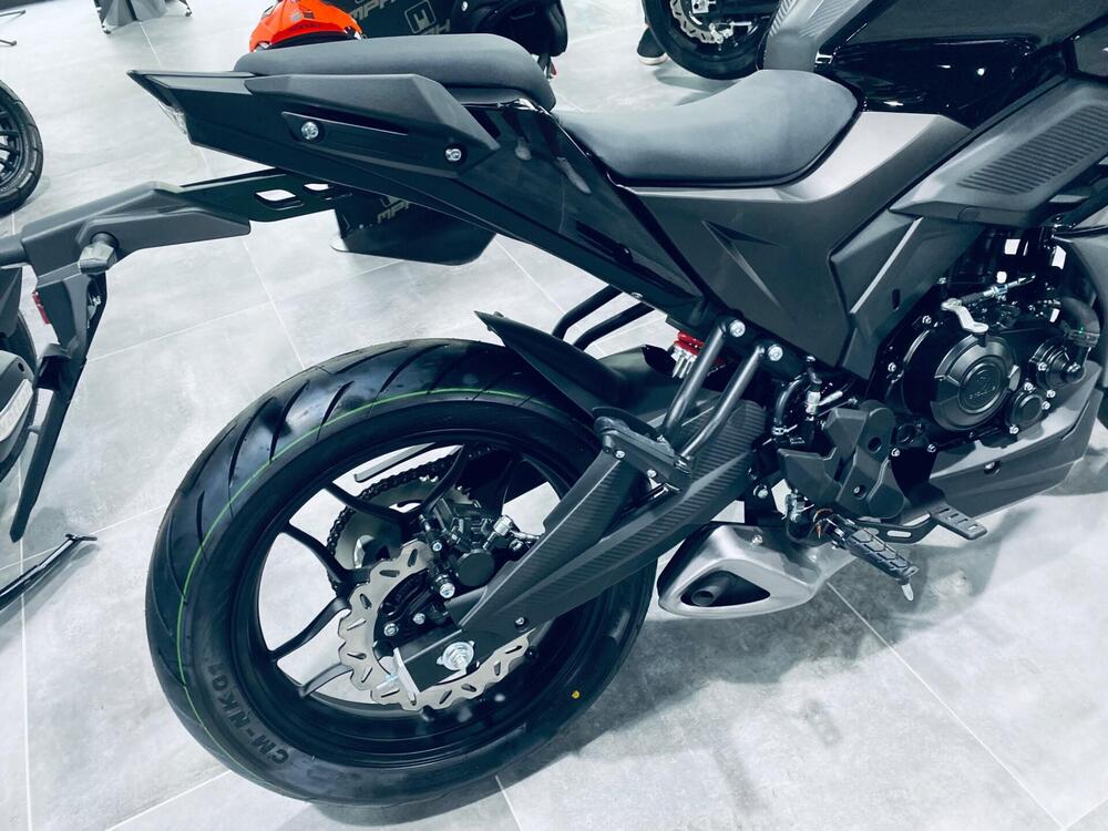 Cyclone Battlo 5S (2025) (4)