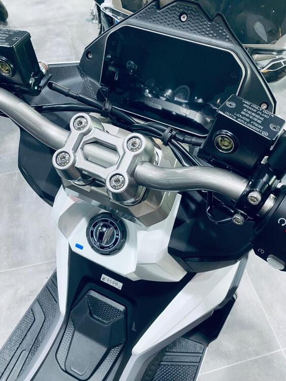 Sym ADX 300 (2024 - 25) (5)