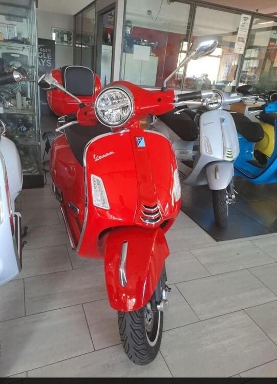 Vespa GTS 300 Super (2023 - 24)