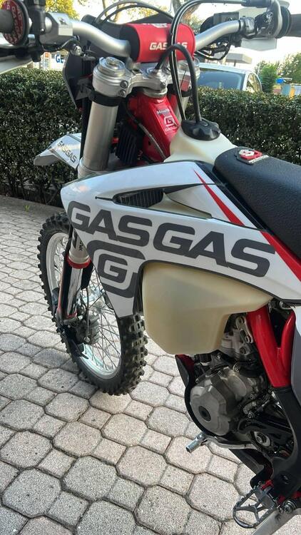 GASGAS EC 250 F (2023) (2)