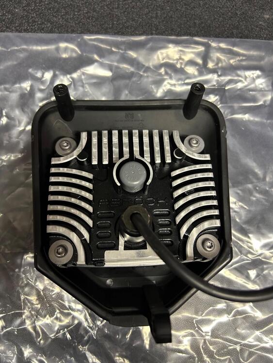 Faro anteriore Led Facrory Husqvarna (3)