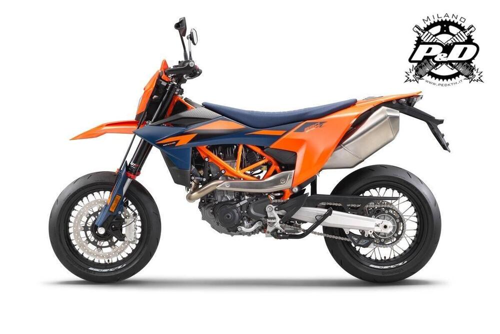 KTM 690 SMC R (2026)