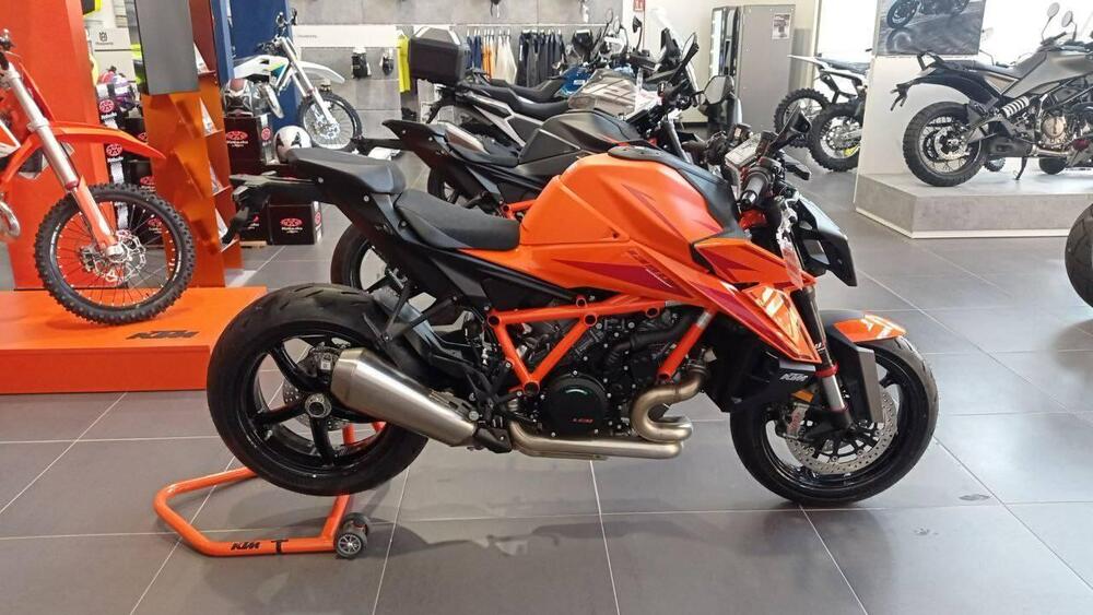 KTM 1390 Super Duke R (2024 - 26) (3)