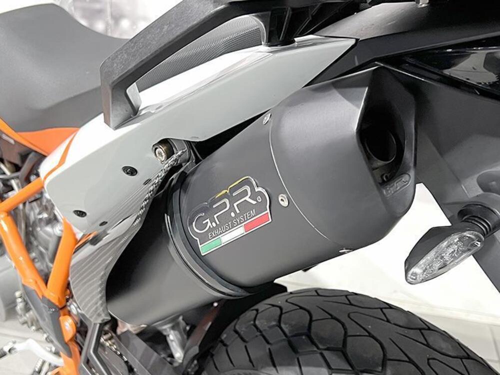 KTM 990 Supermoto R (2009 - 11) (4)