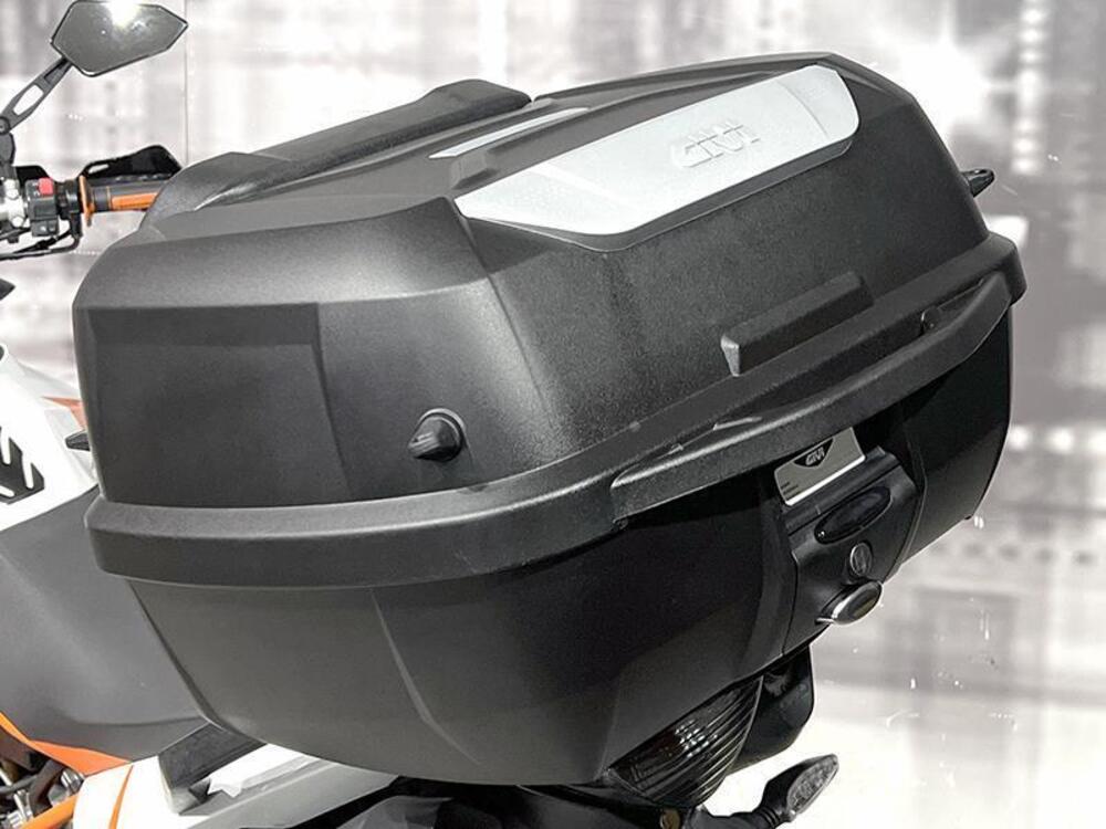 KTM 990 Supermoto R (2009 - 11) (5)