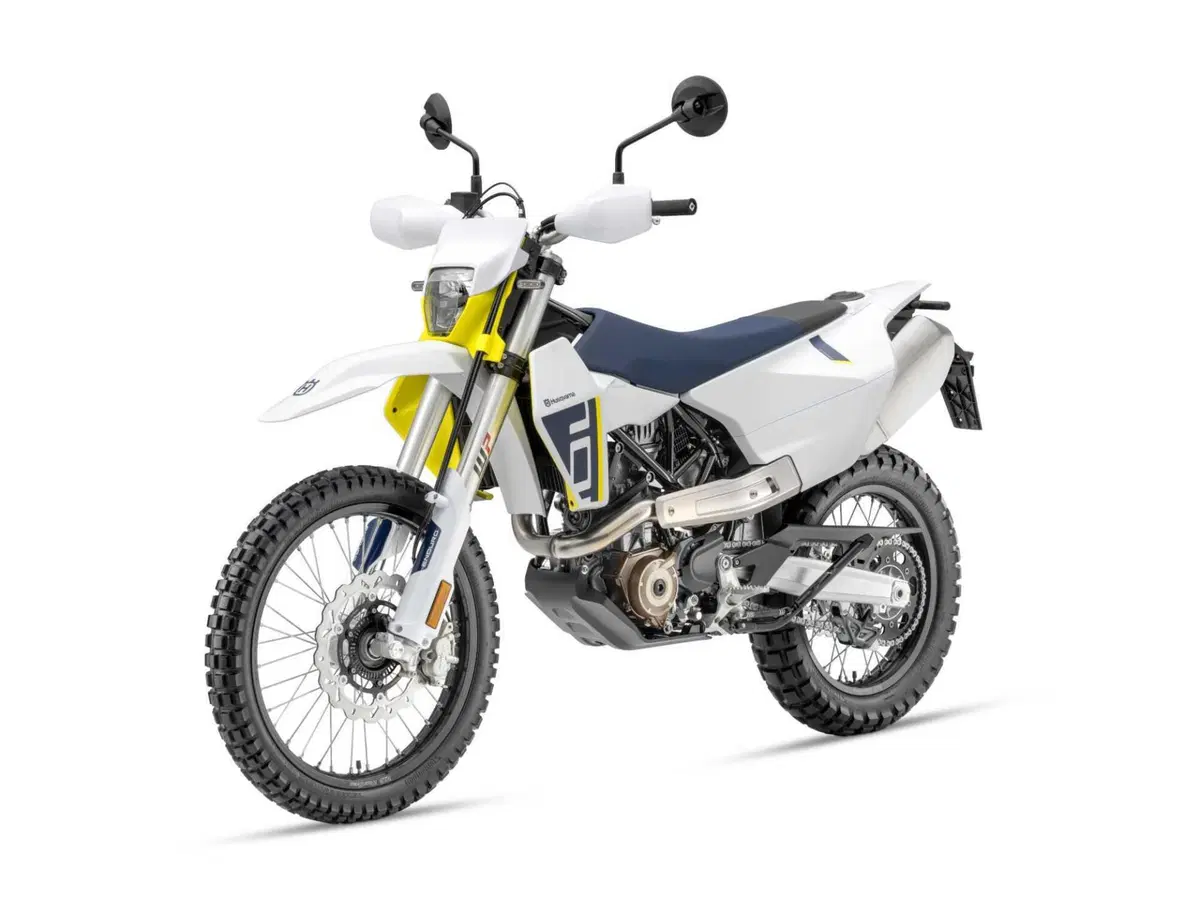 Husqvarna 701 Supermoto e 701 Enduro 2026: più CV, tecnologia e nuovo stile [GALLERY] (6)