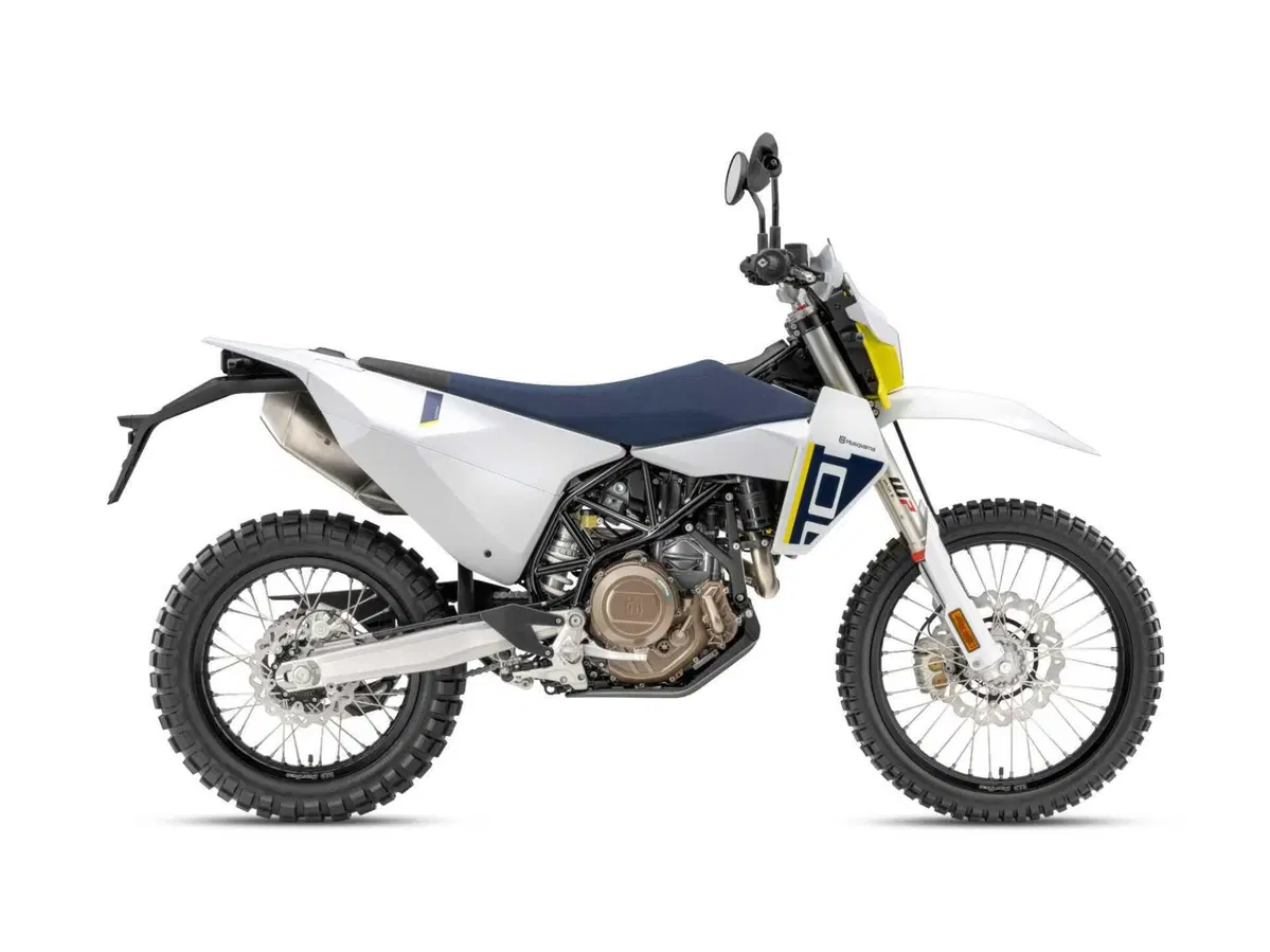Husqvarna 701 Supermoto e 701 Enduro 2026: più CV, tecnologia e nuovo stile [GALLERY] (8)