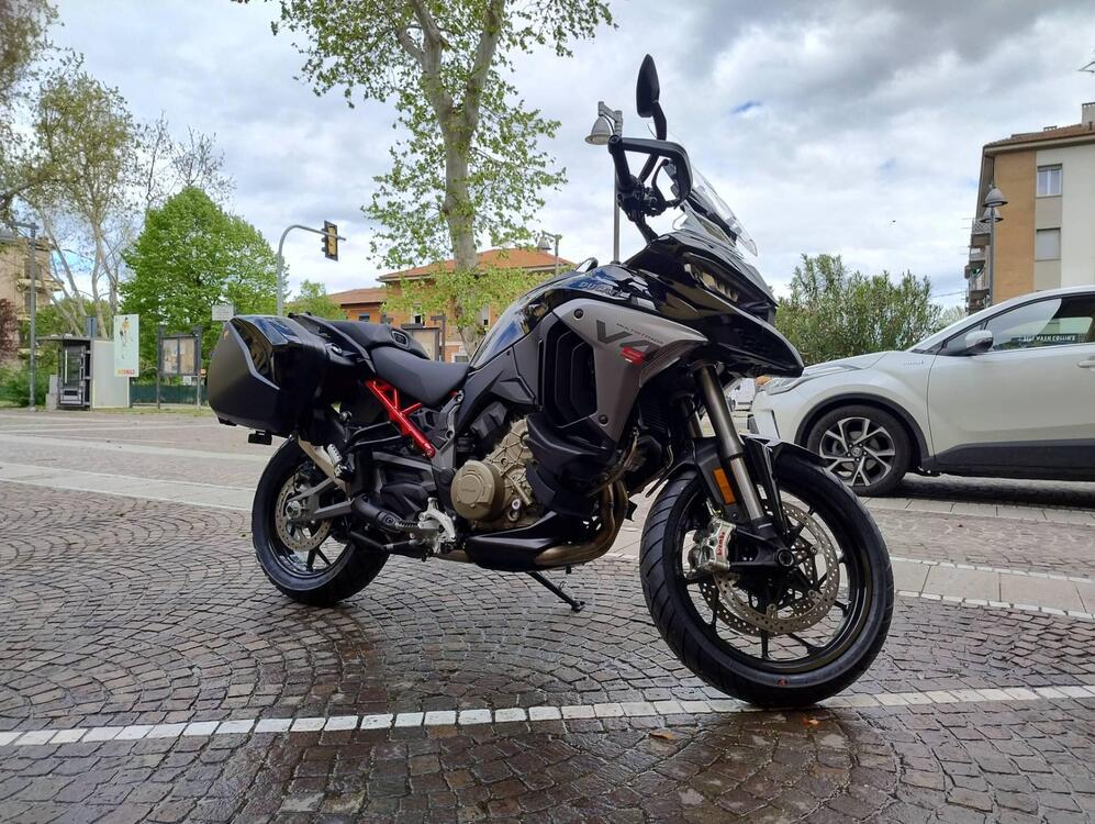 Ducati Multistrada V4 S (2025) (3)