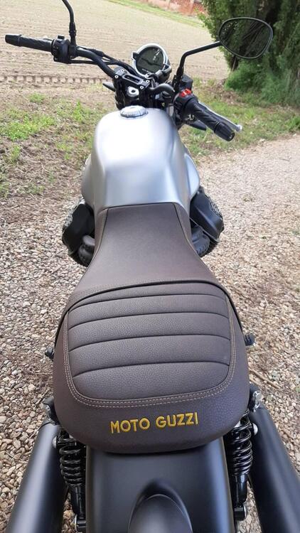 TERMINALI ORIGINALI MOTO GUZZI V7 STONE EURO 5 (3)