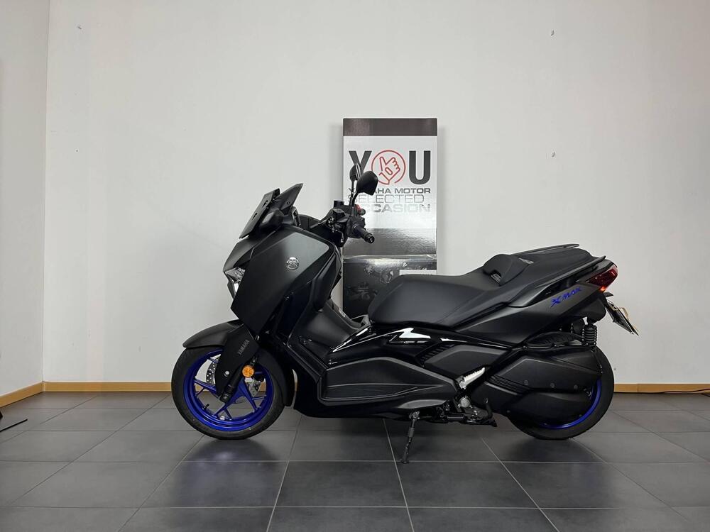 Yamaha X-Max 300 (2025)