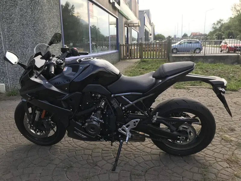 Suzuki GSX-8R (2024 - 26) (5)