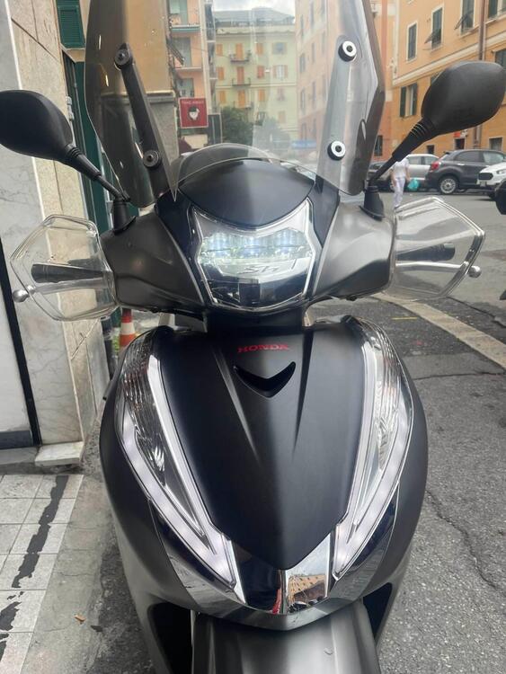 Honda SH 300 i Sport ABS (2018 - 20) (4)