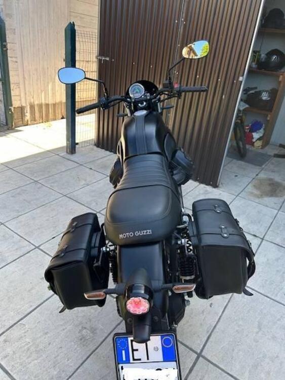 Moto Guzzi V7 III Stone S (2020) (4)