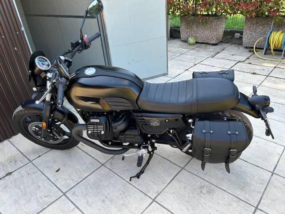 Moto Guzzi V7 III Stone S (2020) (5)