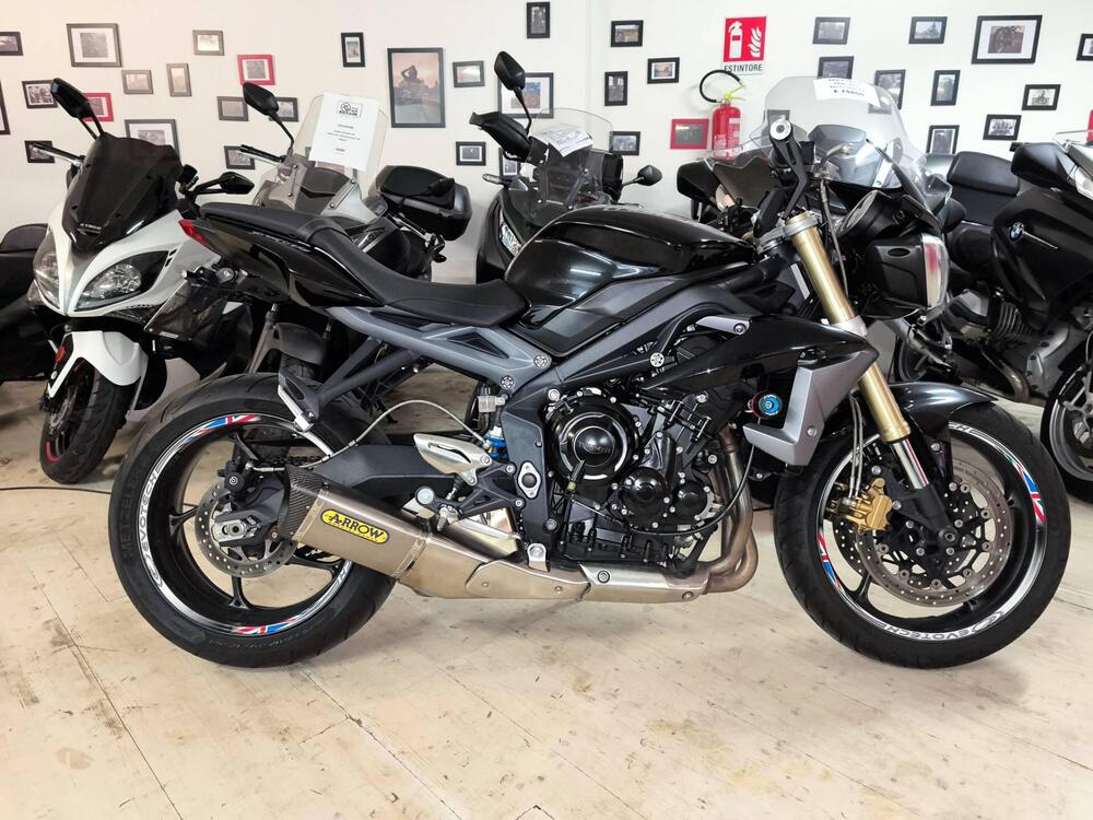 Triumph Street Triple (2013) (4)