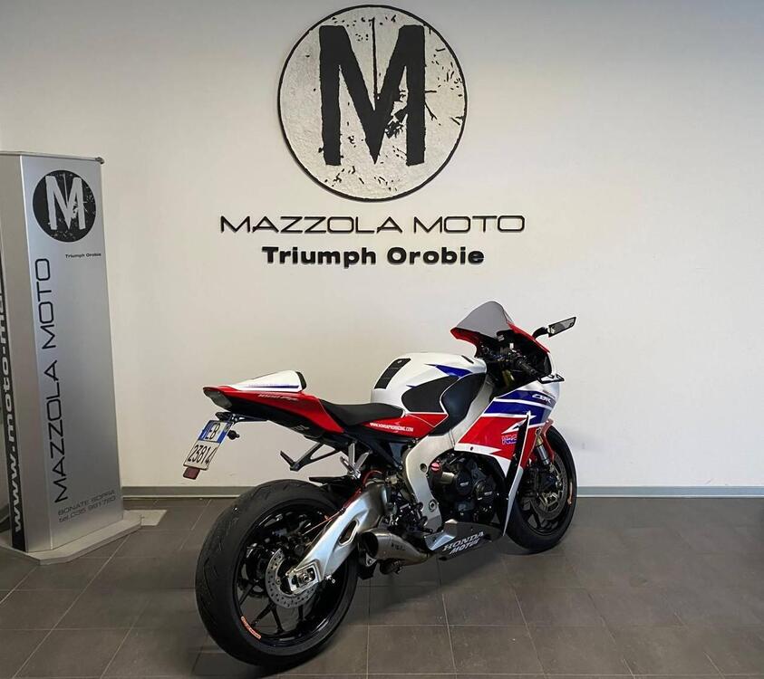 Honda CBR 1000 RR Fireblade (2012 - 16) (2)