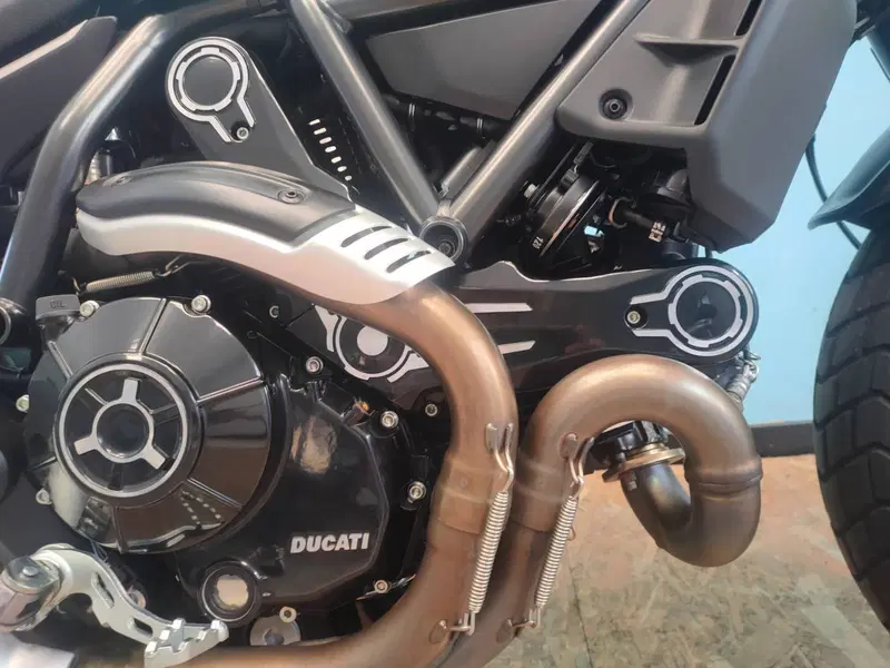 Ducati Scrambler 800 Icon Dark (2020) (9)
