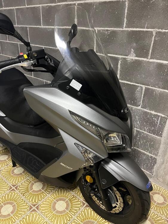 Kymco X-Town 300i City (2021 - 25) (2)