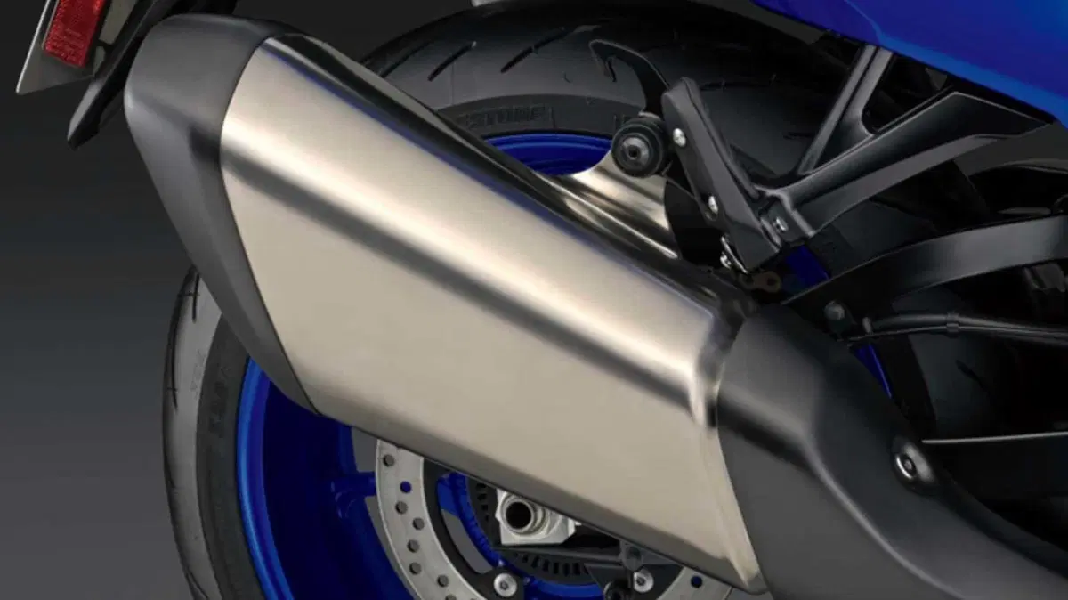 Suzuki Hayabusa 2026, torna la leggenda con l’edizione speciale Pearl Vigor Blue (7)