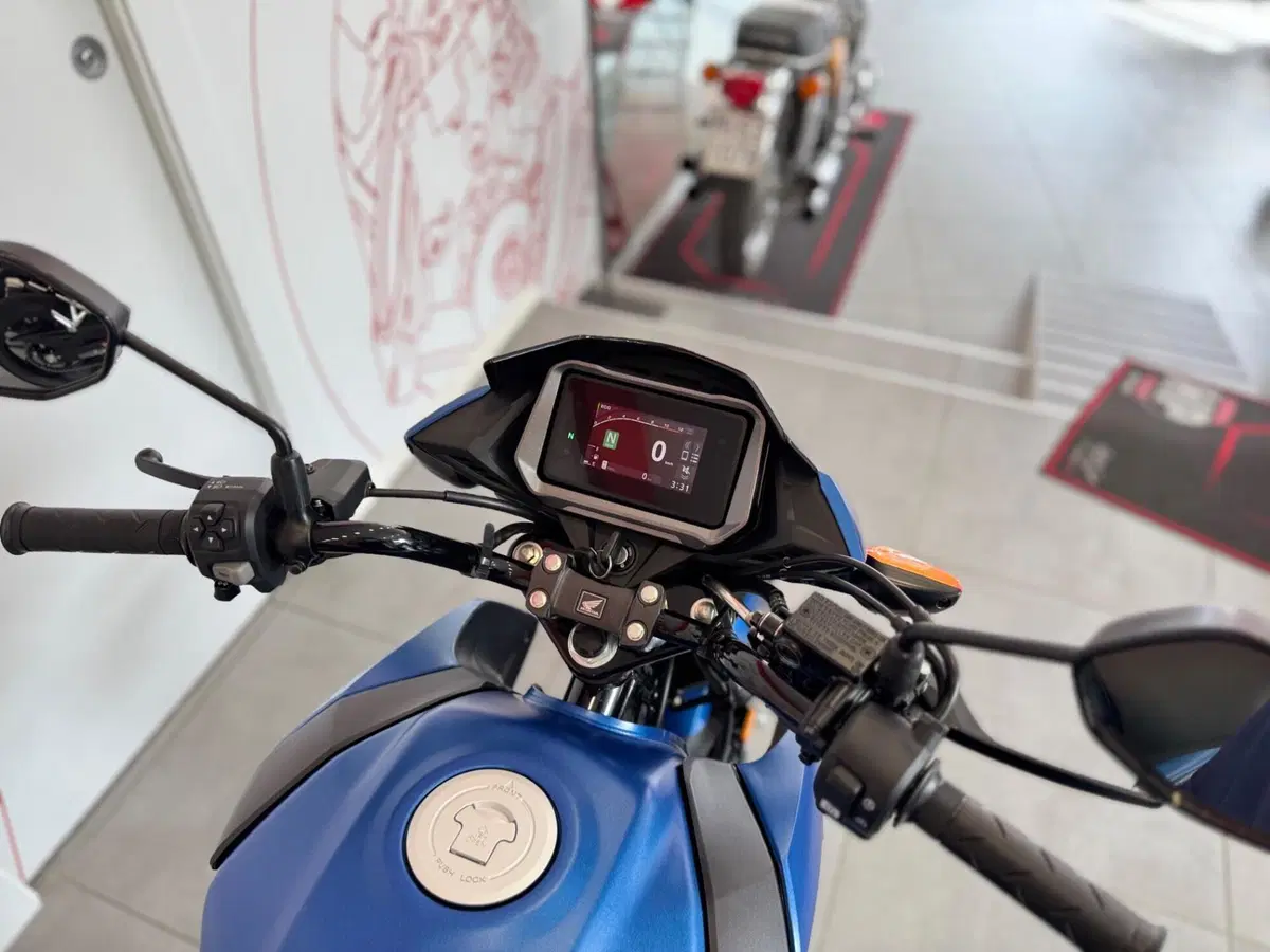 Honda CB 125 F (2021 - 25) (8)