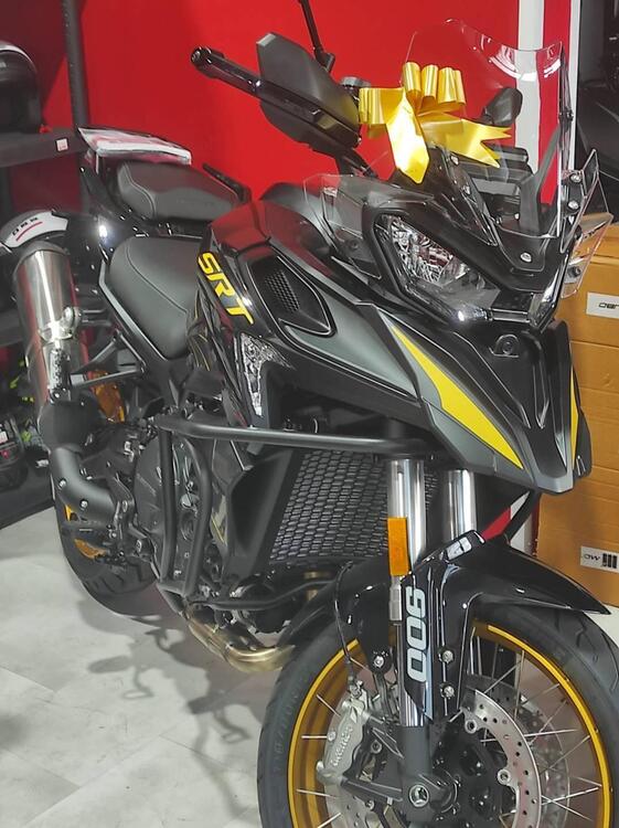 QJ Motor SRT 900 SX (2025) (3)