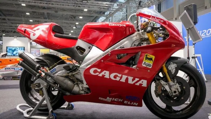 Auto e Moto d'Epoca 2025: tra mostre speciali e classici intramontabili ecco cosa vi aspetta a Bologna [GALLERY]