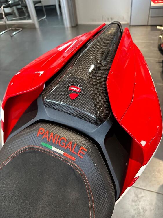 Ducati 1299 Panigale S Anniversario (2016) (4)