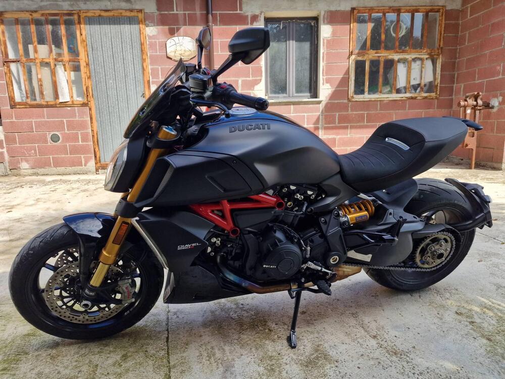 Ducati Diavel 1260 S (2021 - 22) (2)
